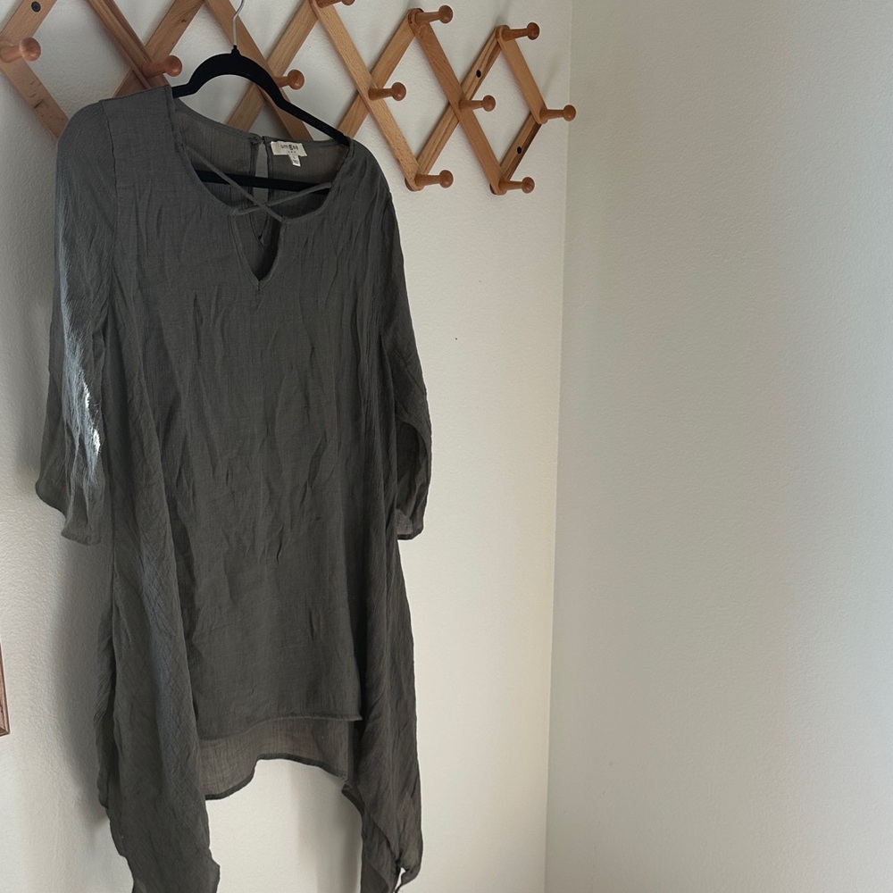 Umgee Charcoal Tunic Top